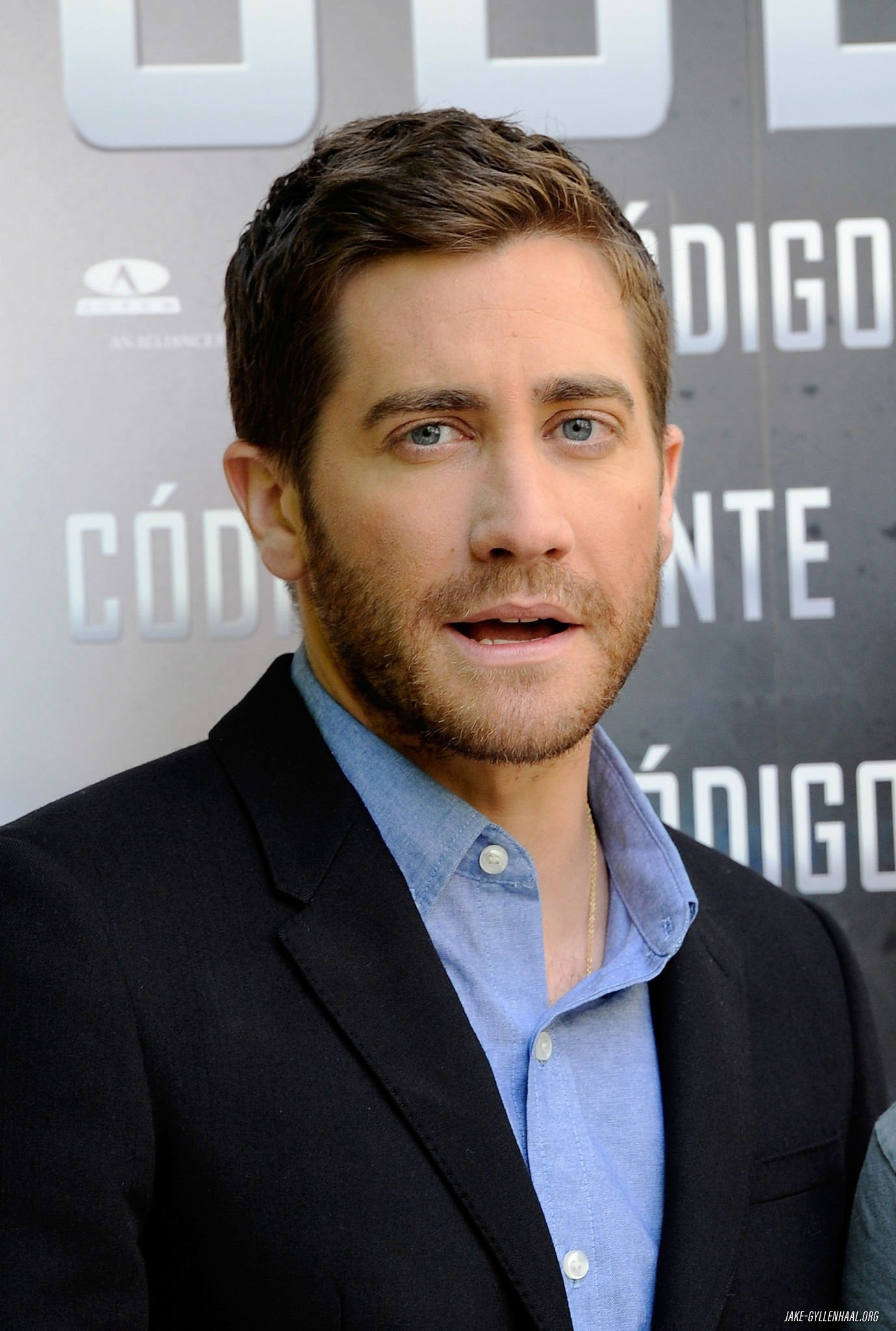 JakeGyllenhaal-001.jpg